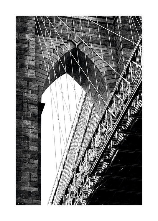  - Schwarzweißes Poster mit einem Brückenpfeiler der weltberühmten Brooklyn Bridge in New York