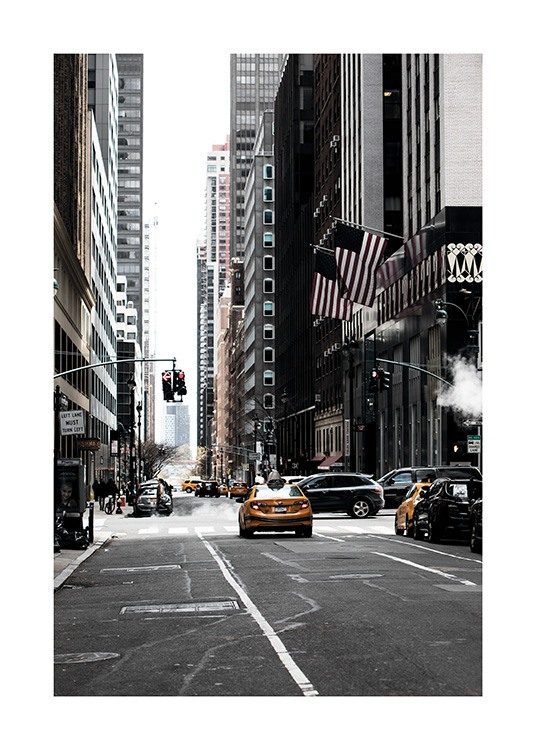  - NYCPoster mit einer befahrenen Straße zwischen Hochhäusern in Manhattan.