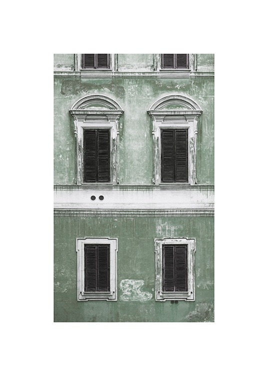  – Foto einer grünen Fassade mit Vintage-Feeling und schwarz-weißen Fenstern