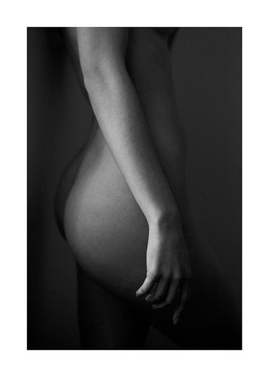  - Schwarz-weiß-Fotografie, die die Silhouette einer nackten Frau zeigt