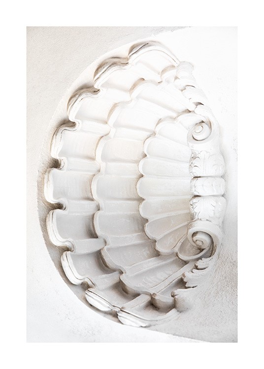  – Fotografie einer Muschelform aus weißem Beton
