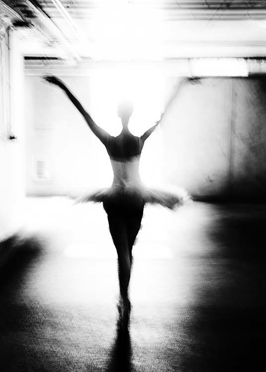  - Schwarzweiße Fotokunst mit einer Ballerina in Bewegung.