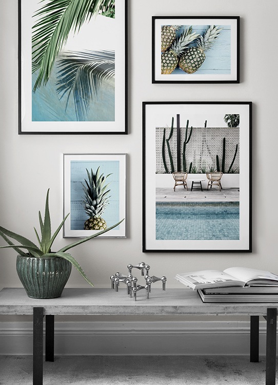 Poster mit Ananas- und Poolmotiven