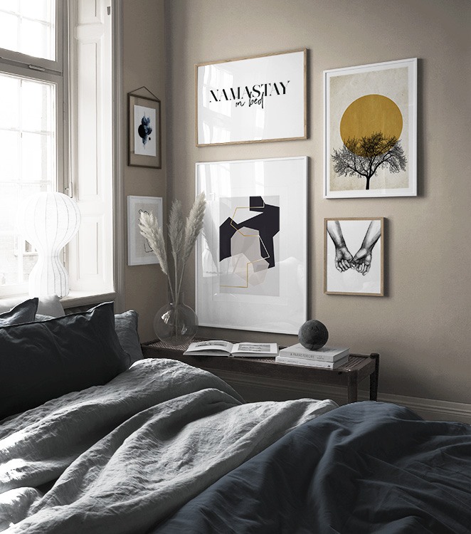 Moderne Bilderwand mit trendigen Postern