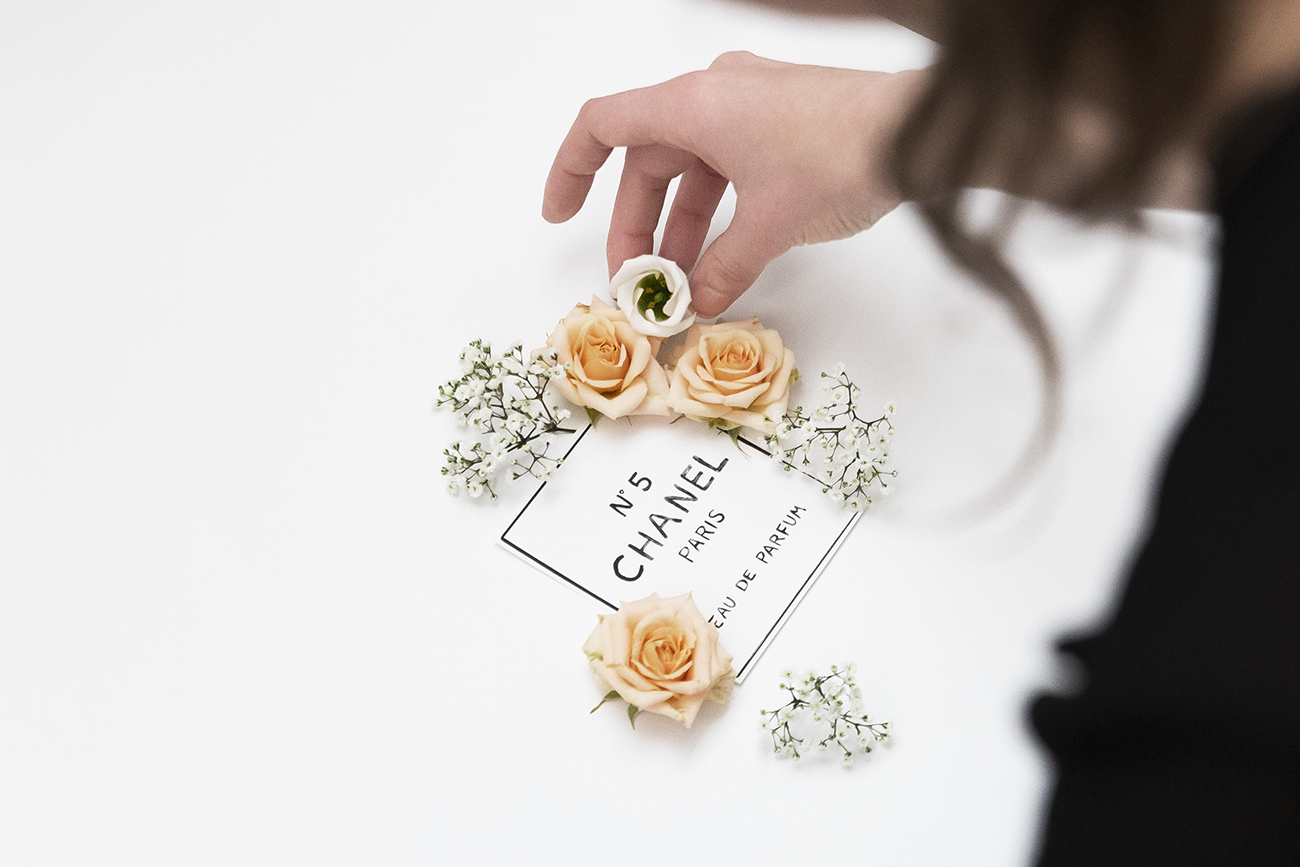 Behind the art: Der Duft von Blumen